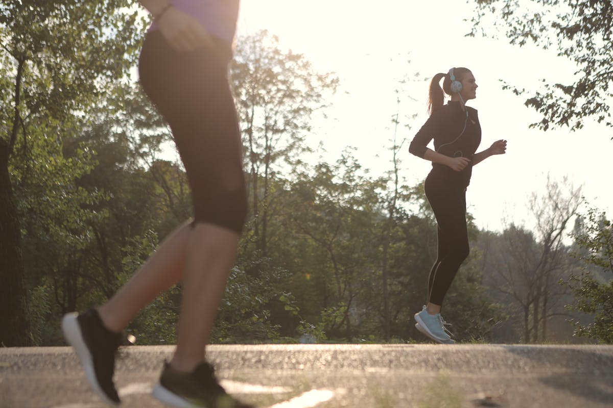 I Did Zone 2 Cardio Five Days a Week for Three Months and My Resting Heart Rate Dropped 11 Beats — Here Is the Boring Protocol That Actually Worked